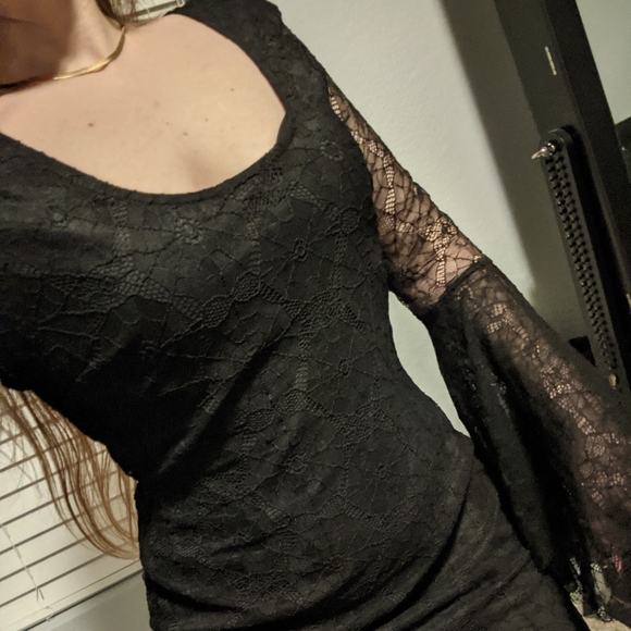 Halloween Goth Black Skull Back Lace Dress - Picture 2 of 5